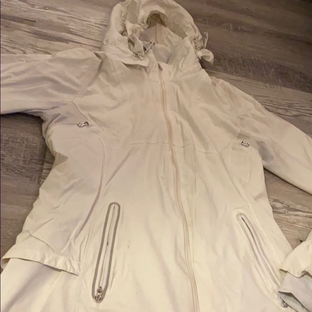 Lululemon Puddle Jumper Jacket
